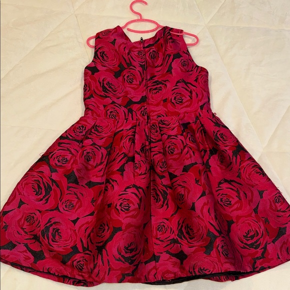 Place Red Rose Pattern Kids Dress size 10 - Picture 3 of 5